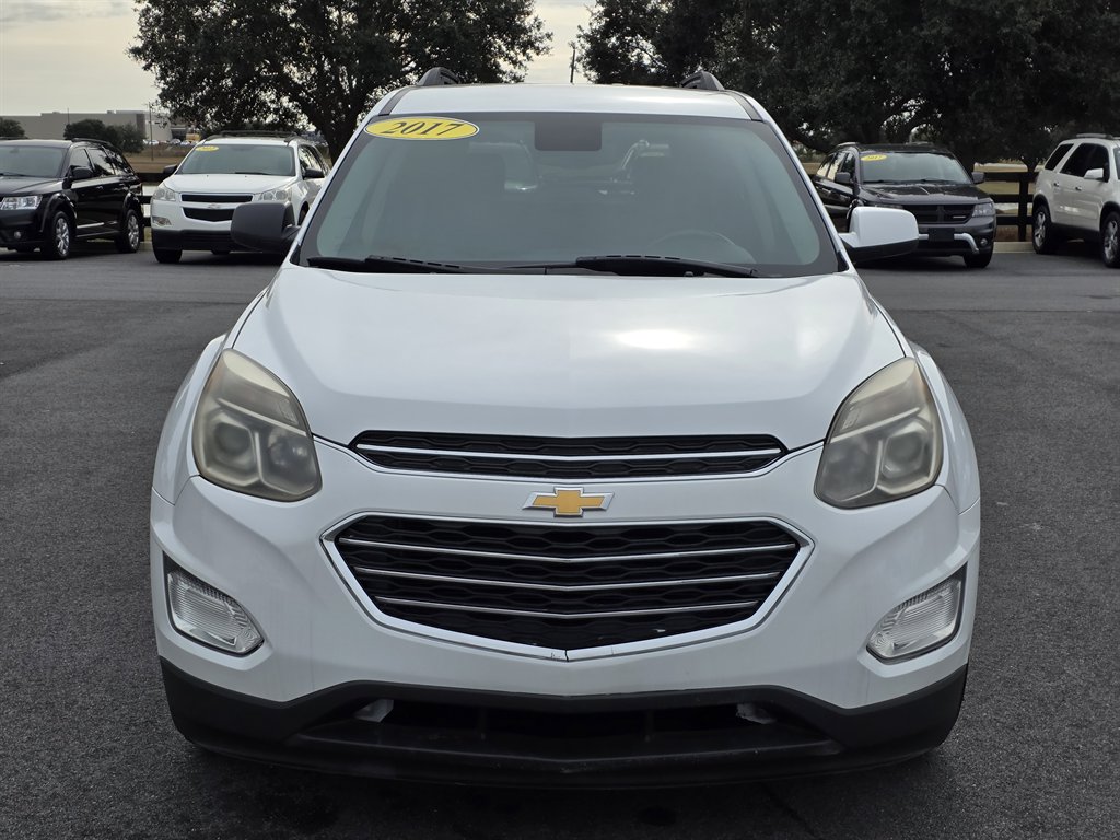 2017 Chevrolet Equinox LT's photo