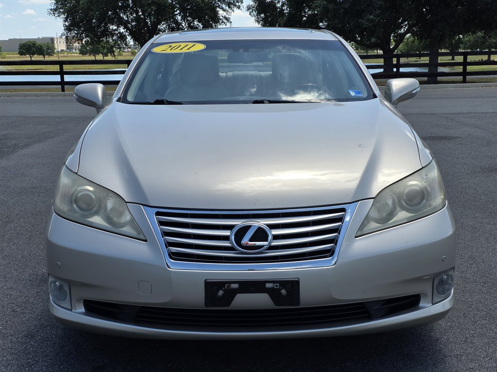 2011 Lexus ES 350 350's photo