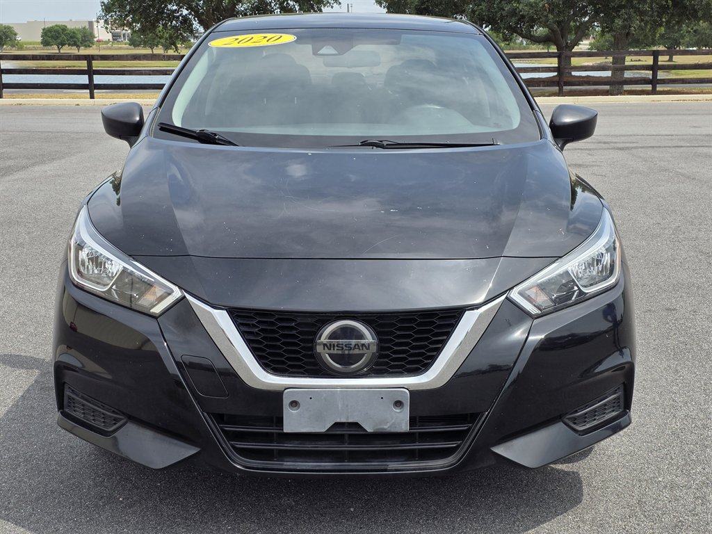 2020 Nissan Versa 1.6 SV CVT's photo