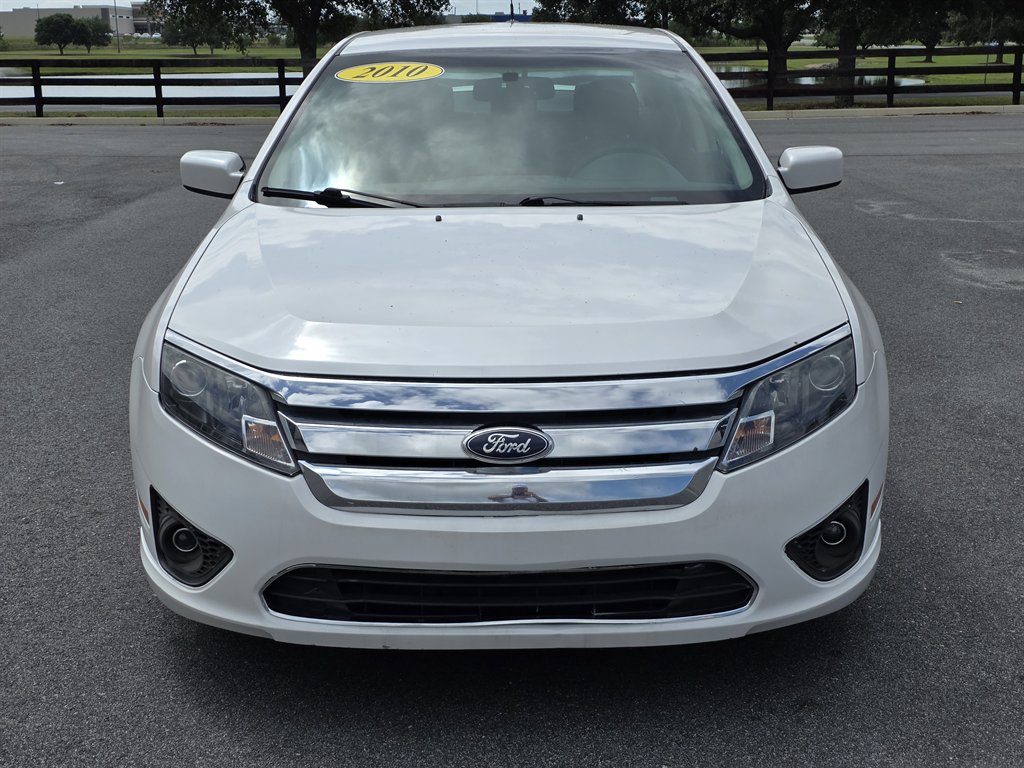 2010 Ford Fusion I-4 SE's photo
