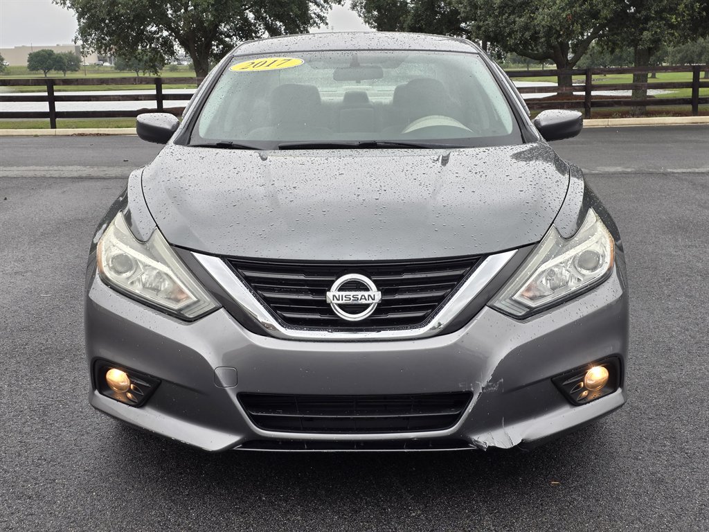 2017 Nissan Altima 2.5 SV's photo