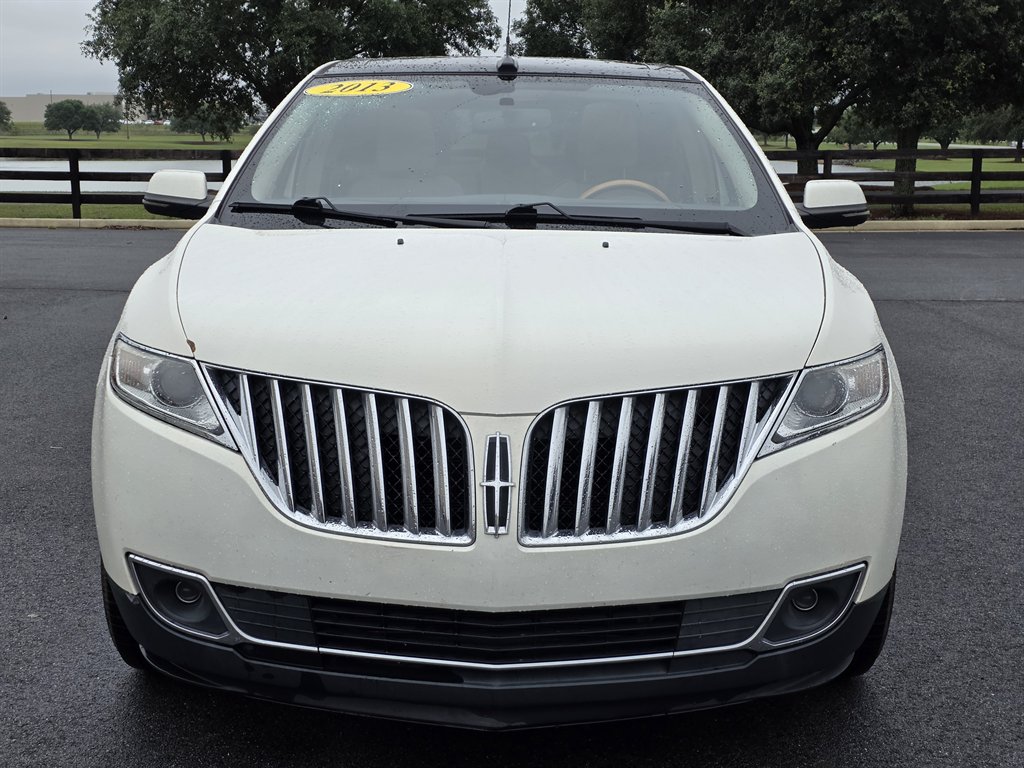 2013 Lincoln MKX FWD's photo