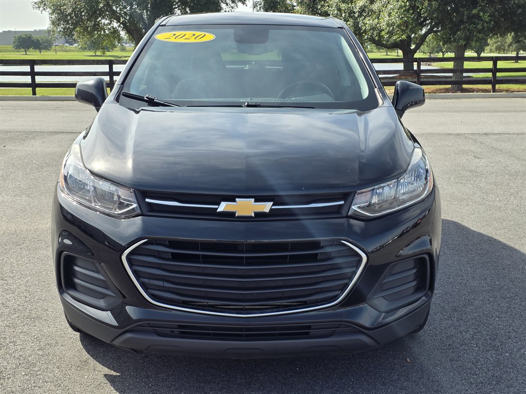 2020 Chevrolet Trax LS AWD's photo